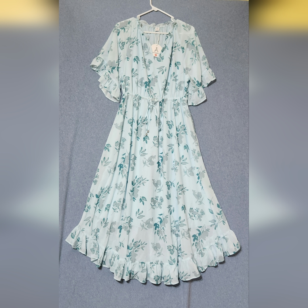 Arabess floral layered ruffle v-neck maxi dress. Size medium